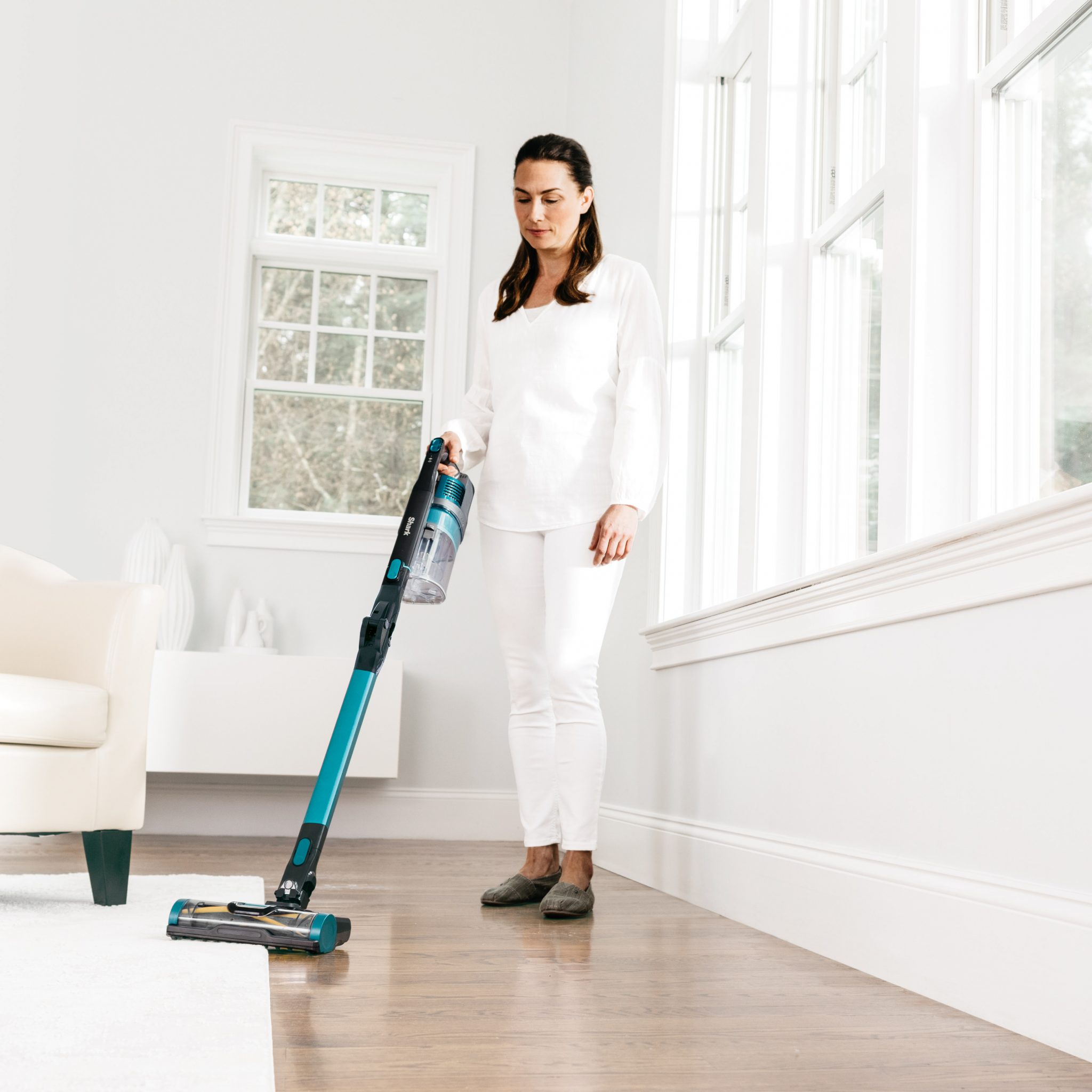 Shark Rocket Pro Cordless Stick Vacuum AwzHome The Best At