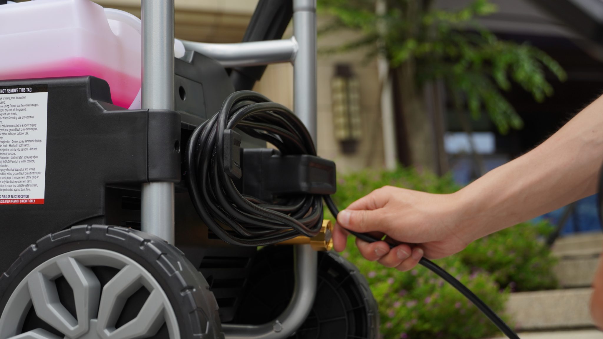 Hyper Tough Electric Pressure Washer 1800PSI Ideal for Car Wash Rugged