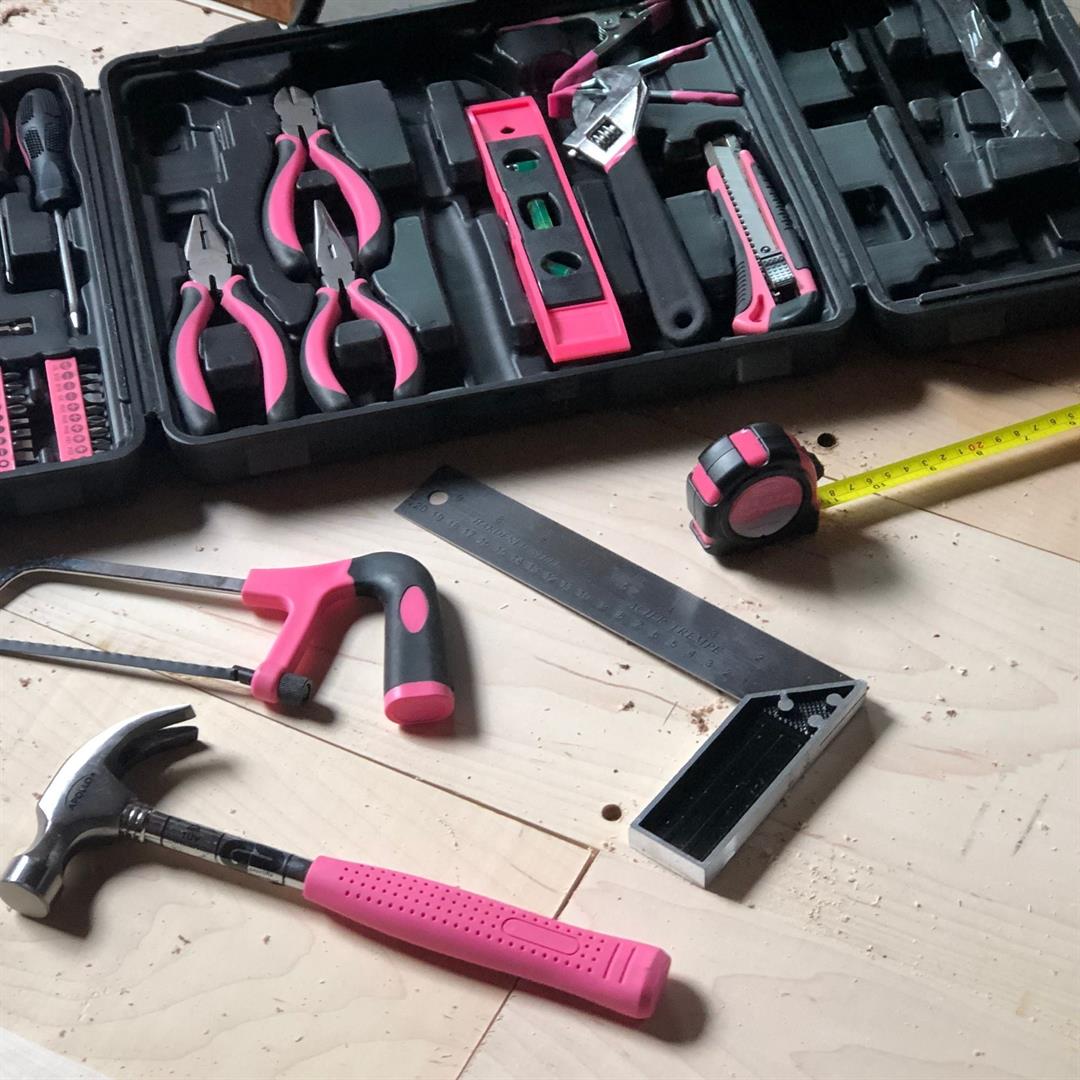 71-piece-household-tool-kit-pink-dt0204p-5.jpeg